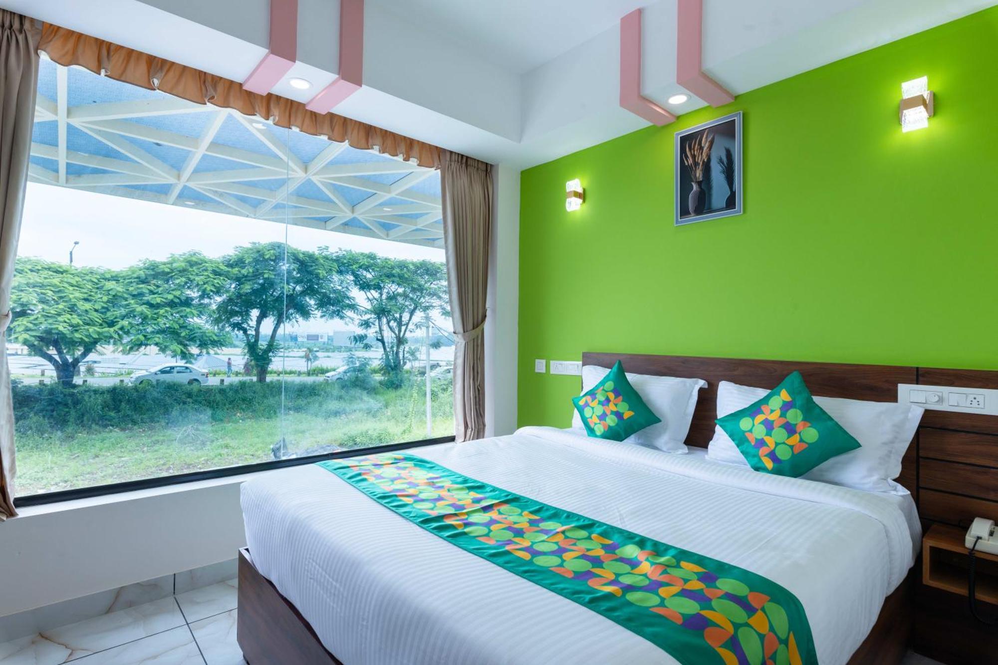 Treebo Airsuite Airport Hotel Kochi Extérieur photo